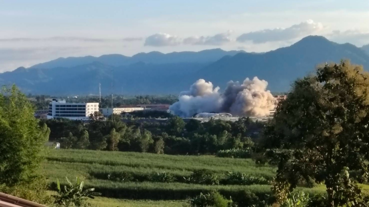 ระเบิดรอบ 4 ตึกสแกมเมอร์ใน KK Park ฝั่งเมียนมา ต่างชาติหนีตายเข้าไทย