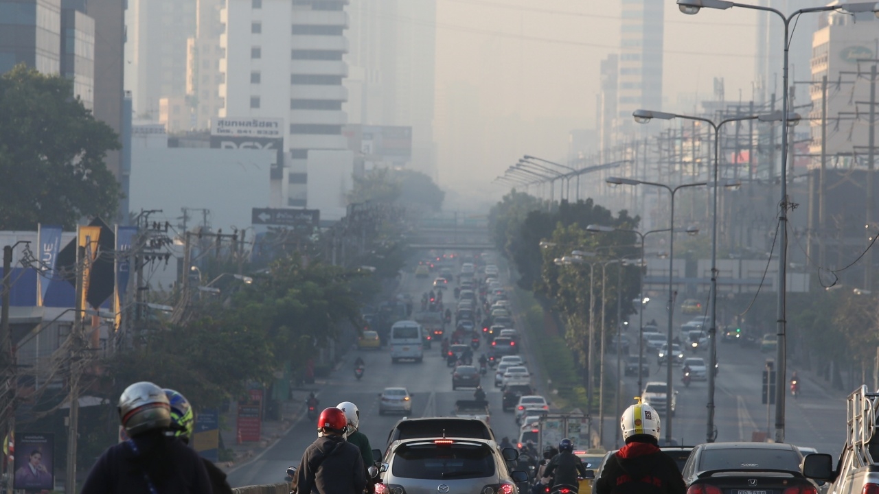 สภาพอากาศวันนี้ ไทยตอนบนอุณหภูมิสูงขึ้นเล็กน้อย เตือน 5 จังหวัด ฝนตกหนักบางแห่ง