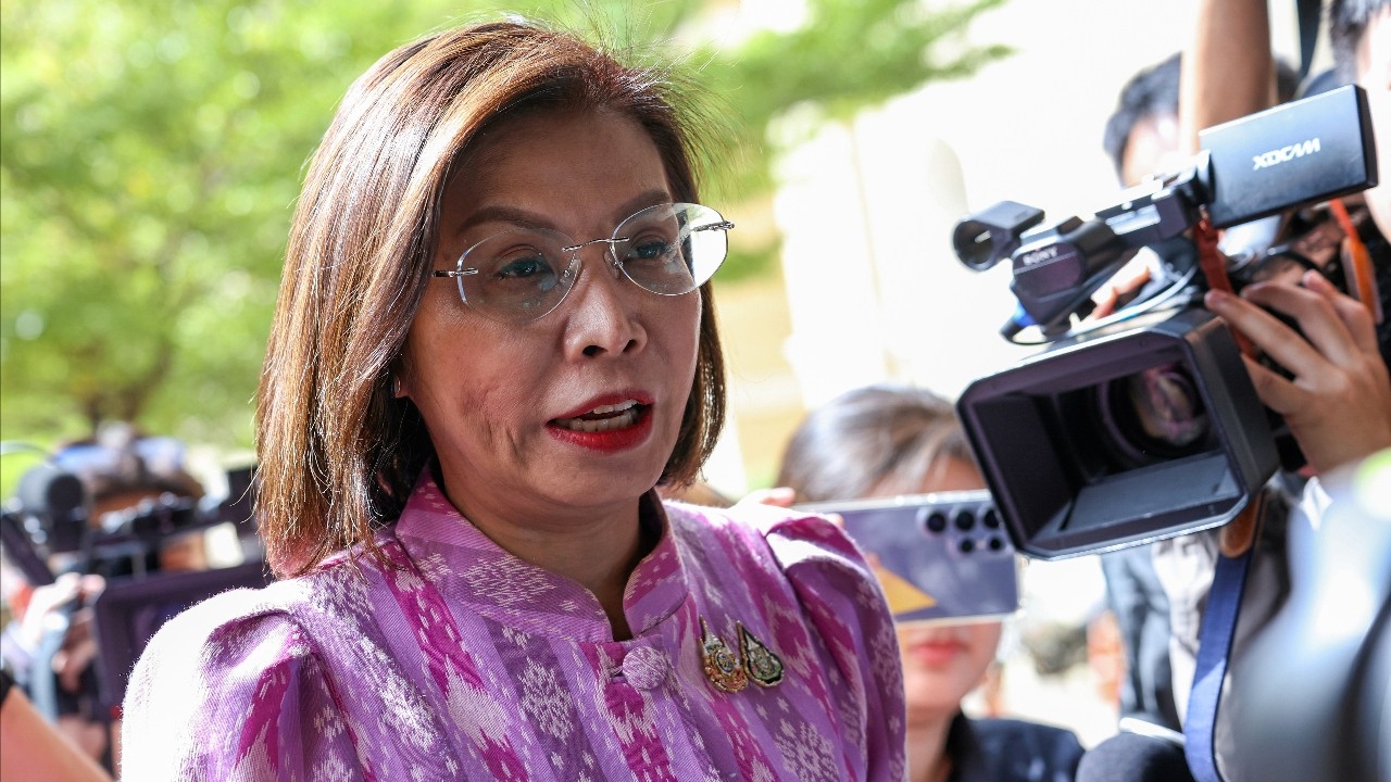 “มนพร” มั่นใจ “เพื่อไทย” ไม่เคยล่มสลาย เรียกร้องประชาชนเลือกกลับมาเป็นรัฐบาลอย่างสง่างามอีกครั้ง