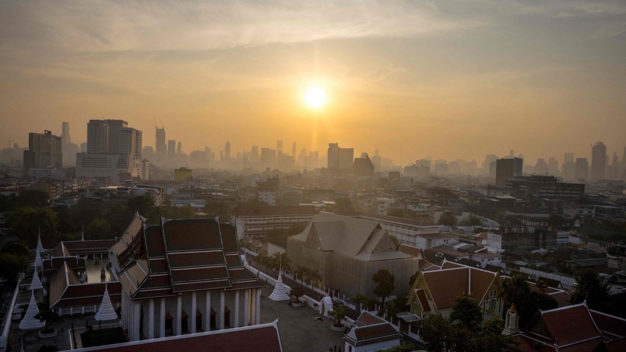 ฝุ่นละออง PM 2.5 มีแนวโน้มเพิ่มขึ้น เช็ก 12 เขต ค่าฝุ่นสูงสุดใน กทม.