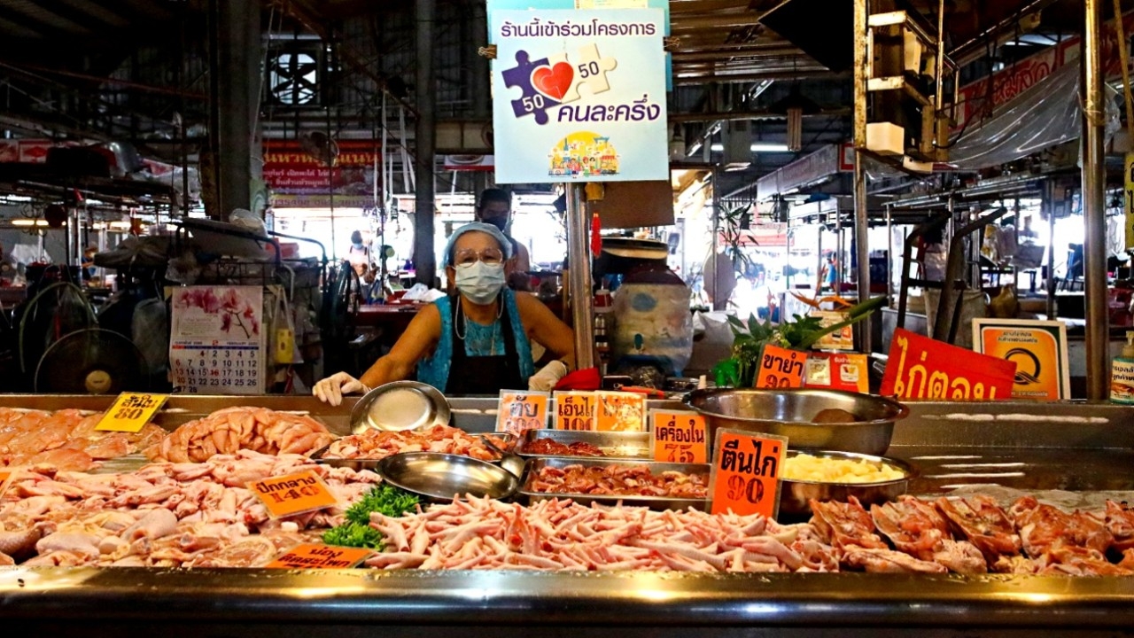 โพลชี้ "คนละครึ่ง" ยังครองใจคนไทย ช่วยกระตุ้นการใช้จ่าย ลดภาระค่าครองชีพ