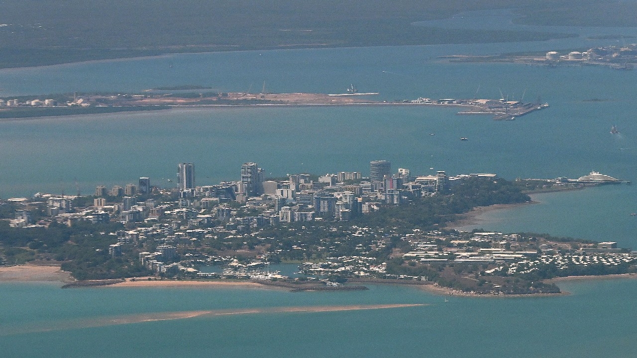 ออสเตรเลียผวา ไซโคลน "ฟีนา" พัดถล่มดาร์วิน สนามบินปิด เมืองหยุดชะงัก หวั่นซ้ำรอยไซโคลนเทรซี