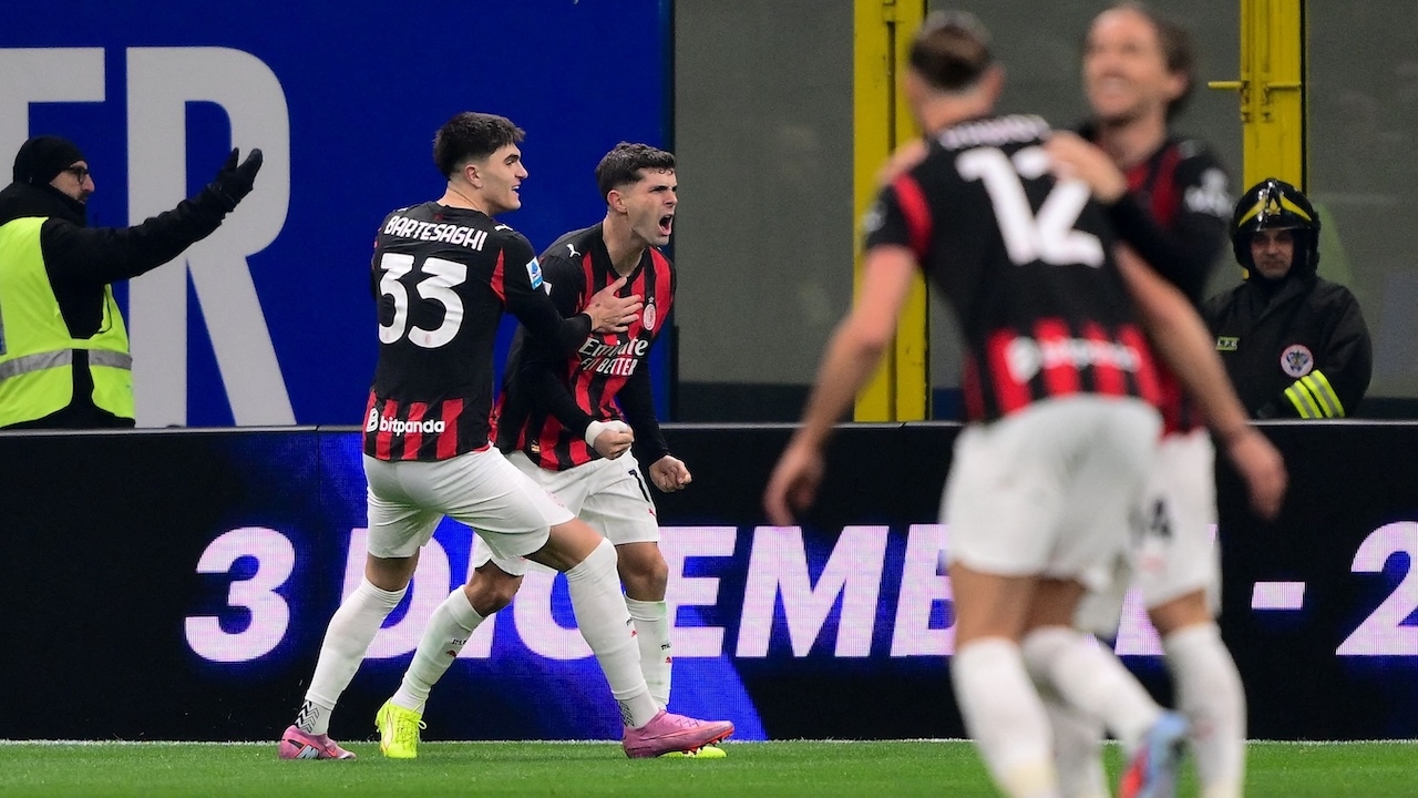 ผลบอลเมื่อคืน เอซีมิลาน เฉือนหวิว อินเตอร์มิลาน ขึ้นรองฝูง กัลโช่ เซเรีย อา