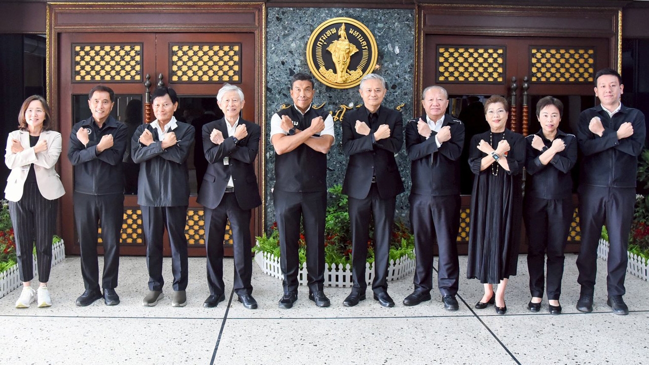 ดัน กทม.เมืองโปร่งใส-ไร้คอร์รัปชัน ห้ามรับของขวัญ-ค่าคอมมิชชัน ขยาย “ใบอนุญาตยิ้ม” ลดโกง