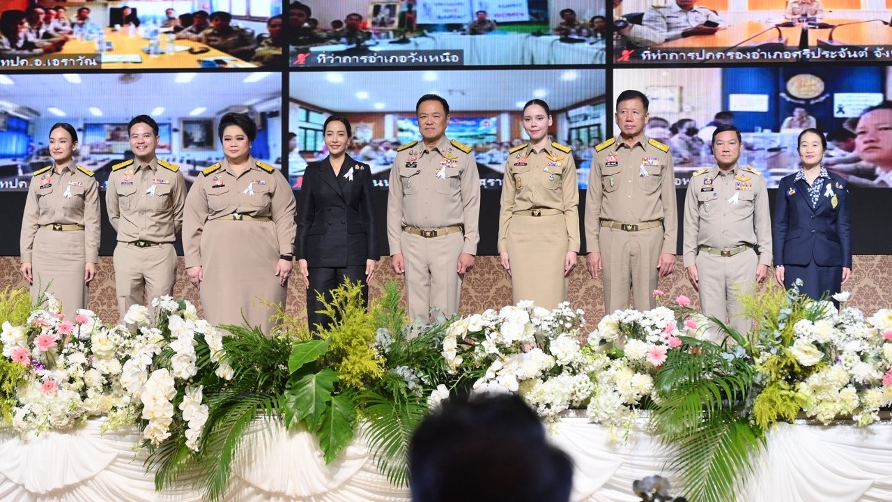 “อนุทิน” มอบนโยบายยุติความรุนแรงสตรี ขอทุกฝ่ายอย่านิ่งดูดาย