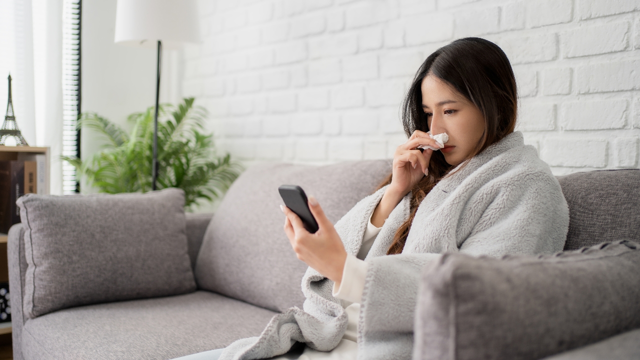 100 แคปชั่นป่วยตลกๆ กวนๆ นอนเป็นผัก แต่ยังคงรักในการกิน