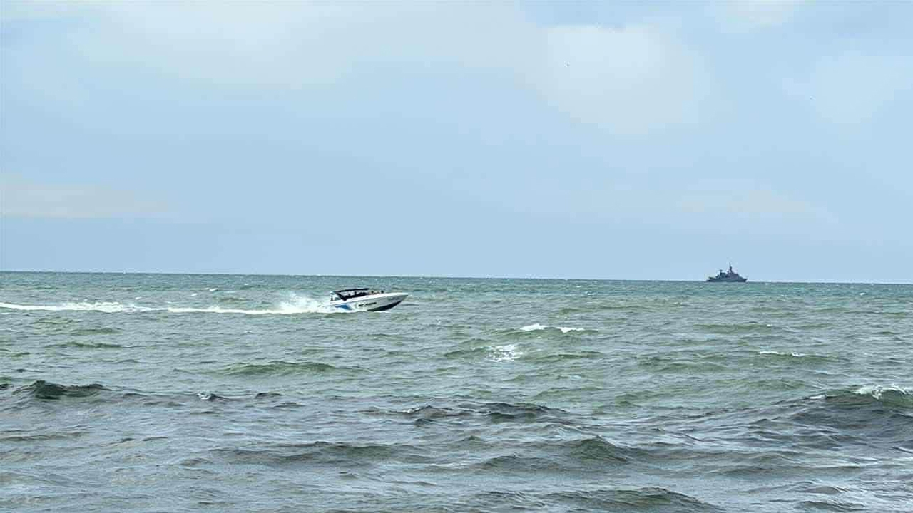 "กรมเจ้าท่า" เตือนผู้ประกอบการ ฝ่าฝืนออกเรือช่วงคลื่นลมแรง จ่อโดนคดีอาญา ฐานประมาท