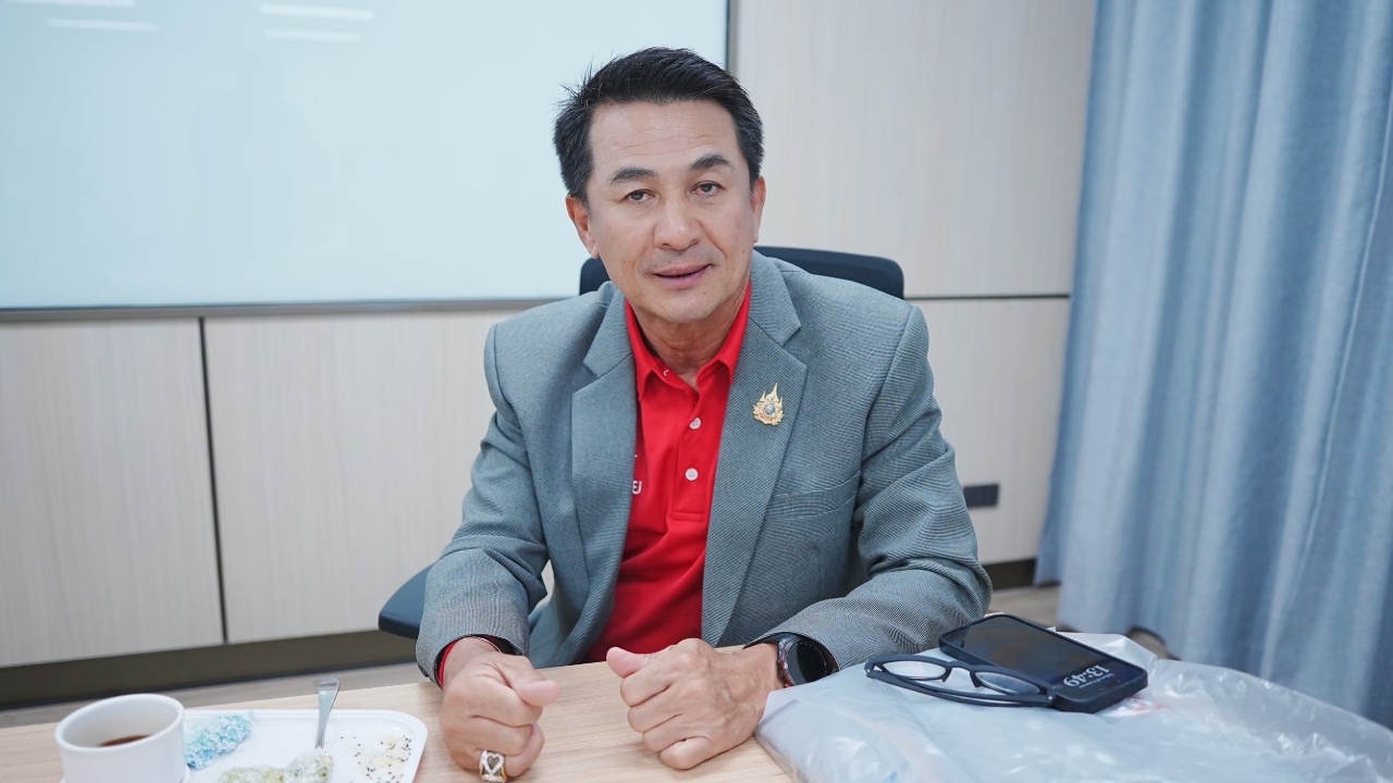 “ชลน่าน” อัด นายกฯ ทำแค่เพื่อประโยชน์ทางการเมือง หลังเลือกยุบสภาหนีฝ่ายค้าน