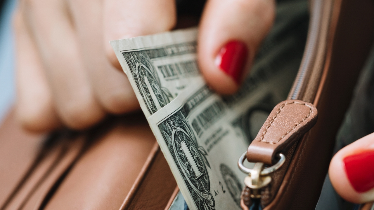 เคล็ดลับ "ปิดถุงทรัพย์" วิธีบอกปัดและป้องกันคนยืมเงิน