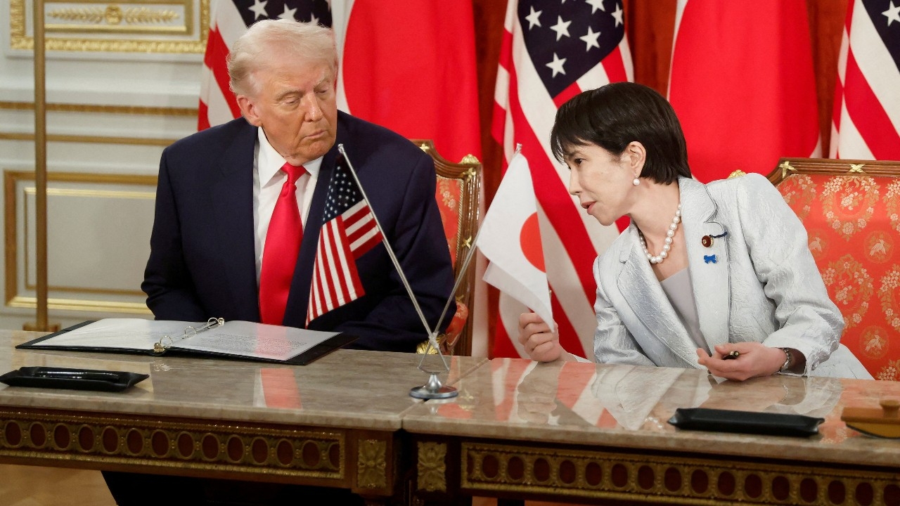 ทรัมป์บอกนายกฯ ญี่ปุ่น "โทรหาได้ทุกเมื่อ" ย้ำสายสัมพันธ์แนบแน่น หลังเกิดกรณีพิพาทกับจีน