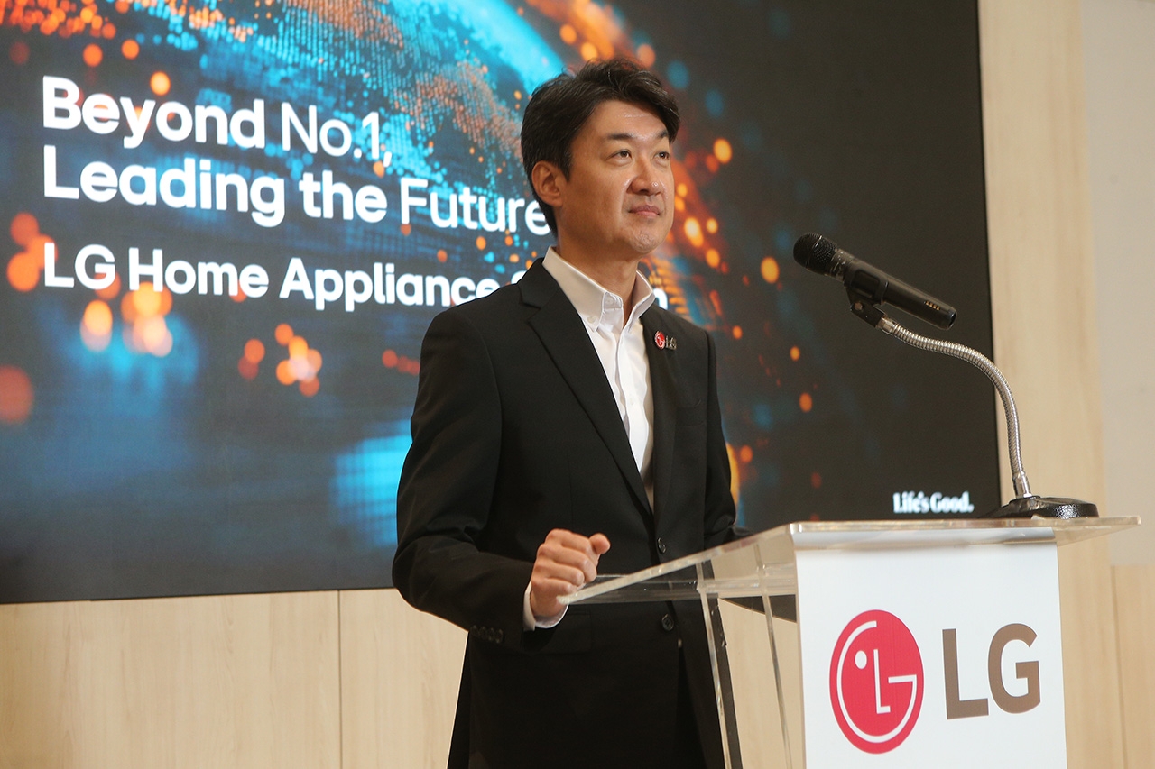 นายซองฮัน จอง ประธานกรรมการบริหาร บริษัท แอลจี อีเลคทรอนิคส์ (ประเทศไทย) จำกัด