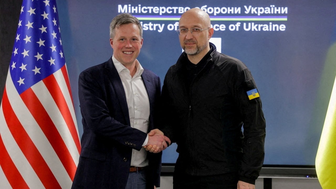 เจ้าหน้าที่กลาโหมสหรัฐฯ ถึงยูเครนแล้ว เพื่อเจรจาหาทางยุติสงคราม