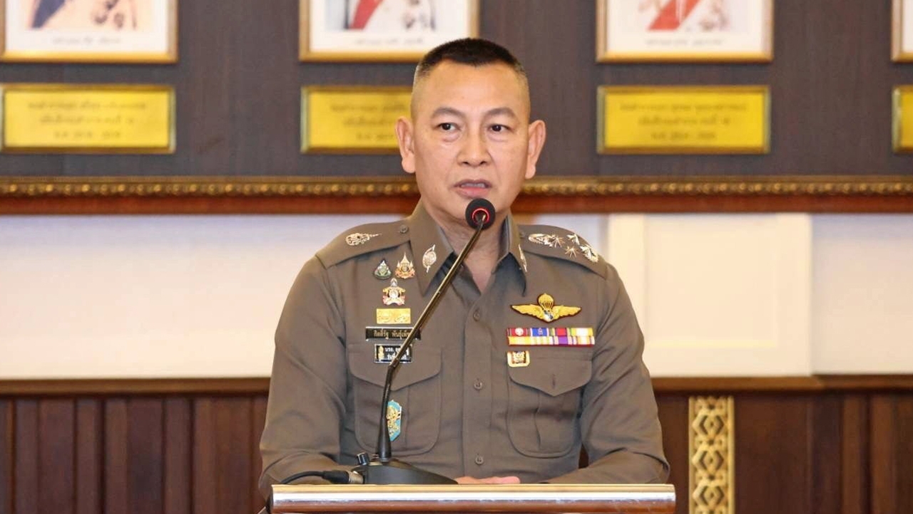 ประวัติ พล.ต.อ.กิตติ์รัฐ พันธุ์เพ็ชร์ ผบ.ตร. คนที่15 ฝ่ามรสุมนักแฉ