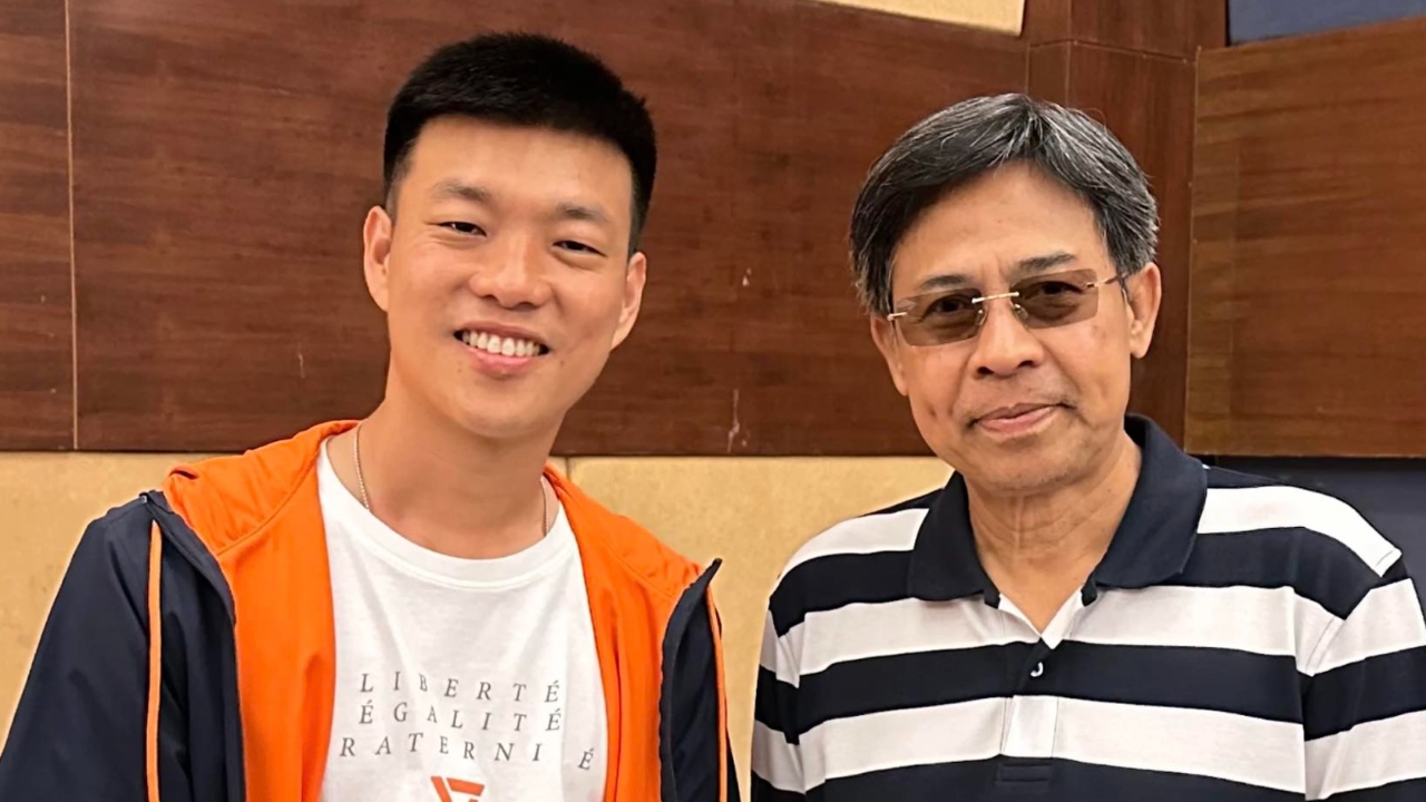 “เท้ง” เปิดตัว “อาจารย์ธีระ” กลุ่มนิติราษฎร์ นั่งที่ปรึกษาพรรคประชาชน