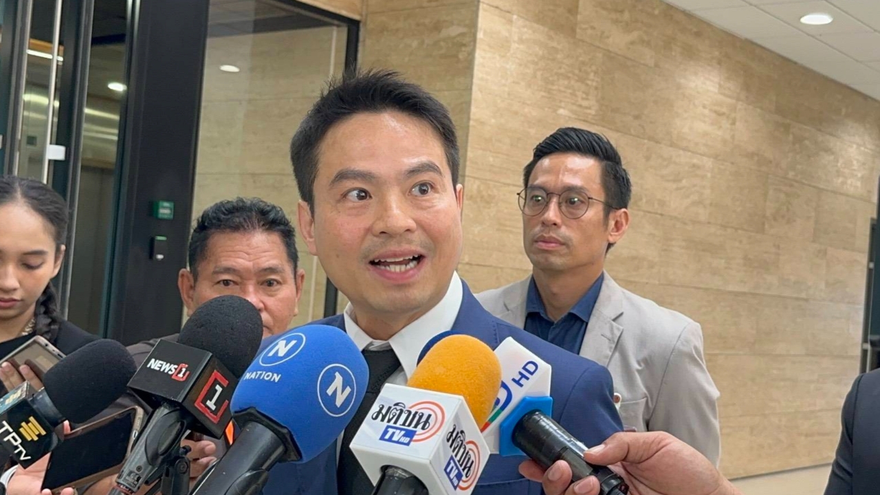 รัฐบาลพร้อมเปิดประชุมสภาสมัยวิสามัญ รับหากยื่นอภิปรายไม่ไว้วางใจนายกฯ อยู่ไม่ได้