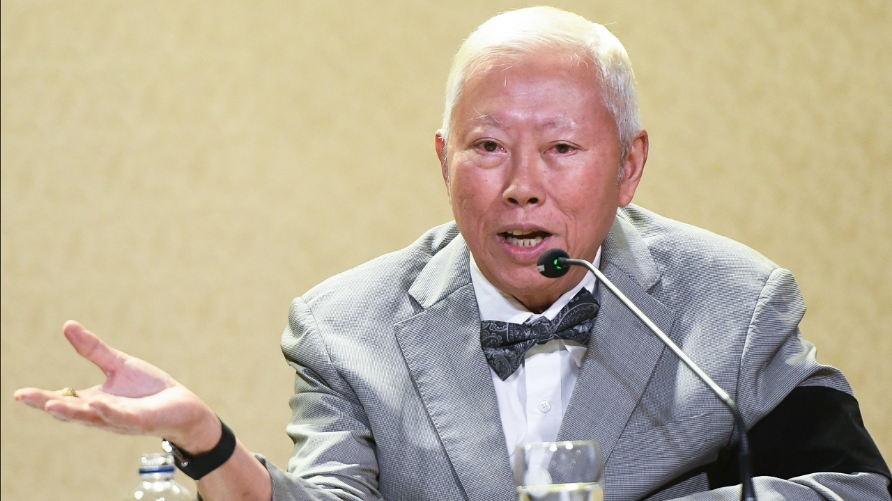 “บวรศักดิ์”  ยืนยัน แม้ฝ่ายค้านยื่นซักฟอก รัฐบาลยังสามารถยุบได้ เหตุต้องตรวจสอบญัตติก่อน