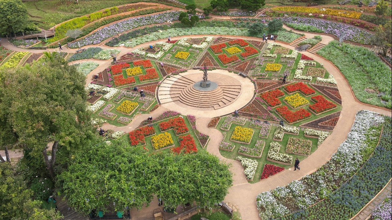 รอบรั้วการตลาด : มูลนิธิแม่ฟ้าหลวงฯ พร้อมจัดงานสีสันแห่งดอยตุง ครั้งที่ 12