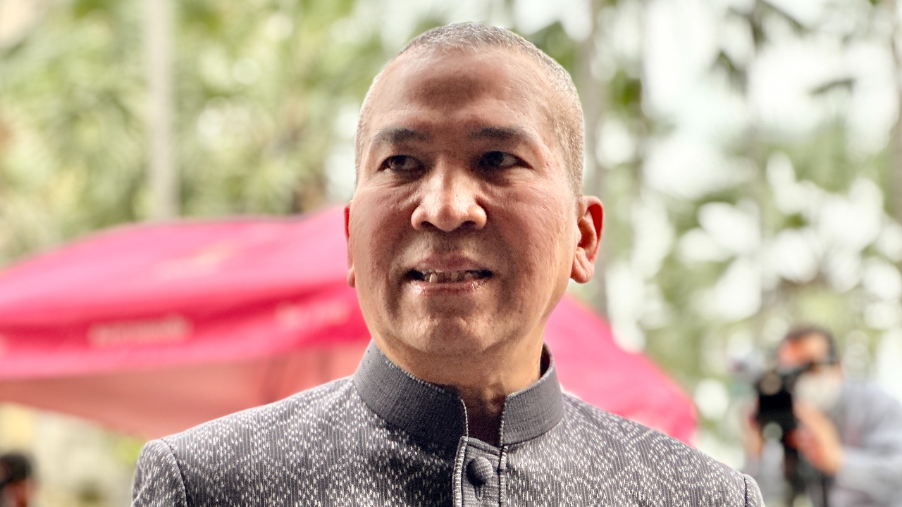 รมว.ยธ. ไม่ทราบ “ทักษิณ” ยังได้สิทธิขอพักโทษหรือไม่ หากยังมีคดีอื่น