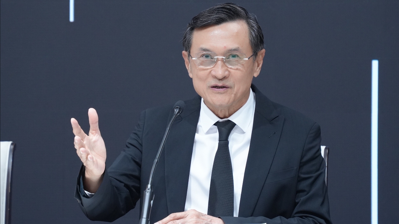 พรรคเพื่อไทย ตั้ง “จาตุรนต์” นั่งประธานยุทธศาสตร์ มอบภารกิจดึงกระแสความเชื่อมั่นกลับคืน