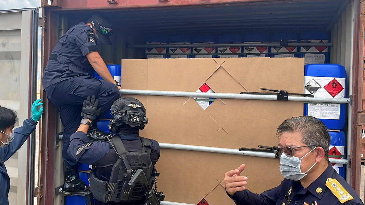 ยึดสารตั้งต้นยานรกมหึมา จากฮ่องกงเข้าแหลมฉบัง!