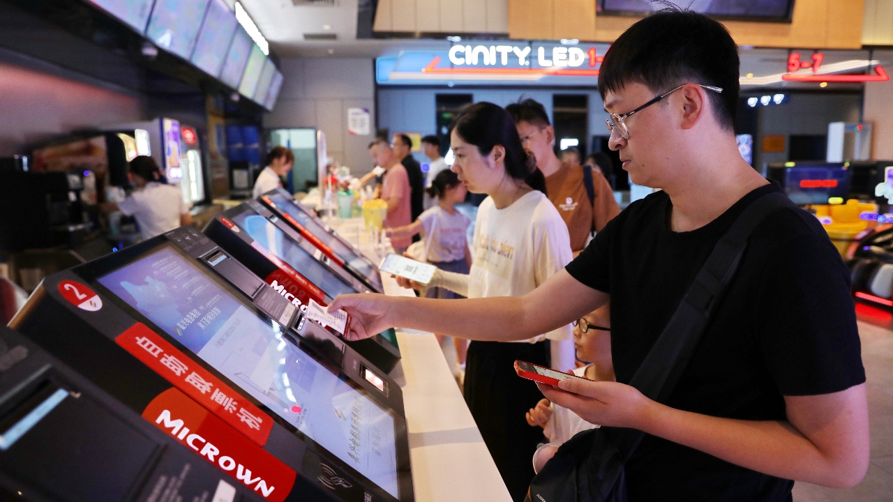 จีนจัดหนัก ล่าสุดระงับฉายภาพยนตร์ญี่ปุ่น เซ่นปมคำพูดนายกฯ หญิง กระทบถึงหนัง “ชินจัง”