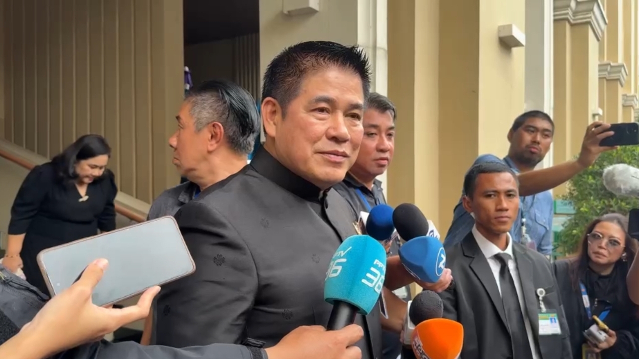 “ธรรมนัส” ลั่นเลือกตั้งหน้าส่งครบทุกเขต แย้มยังไม่ได้คุย “เดชอิศม์” ซบ “กล้าธรรม”