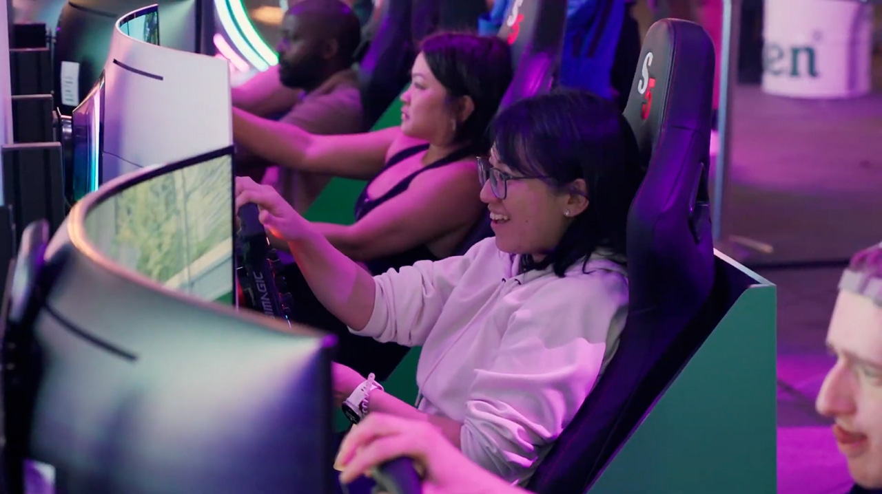 Photo credit : Hit the Apex presented by StarHub