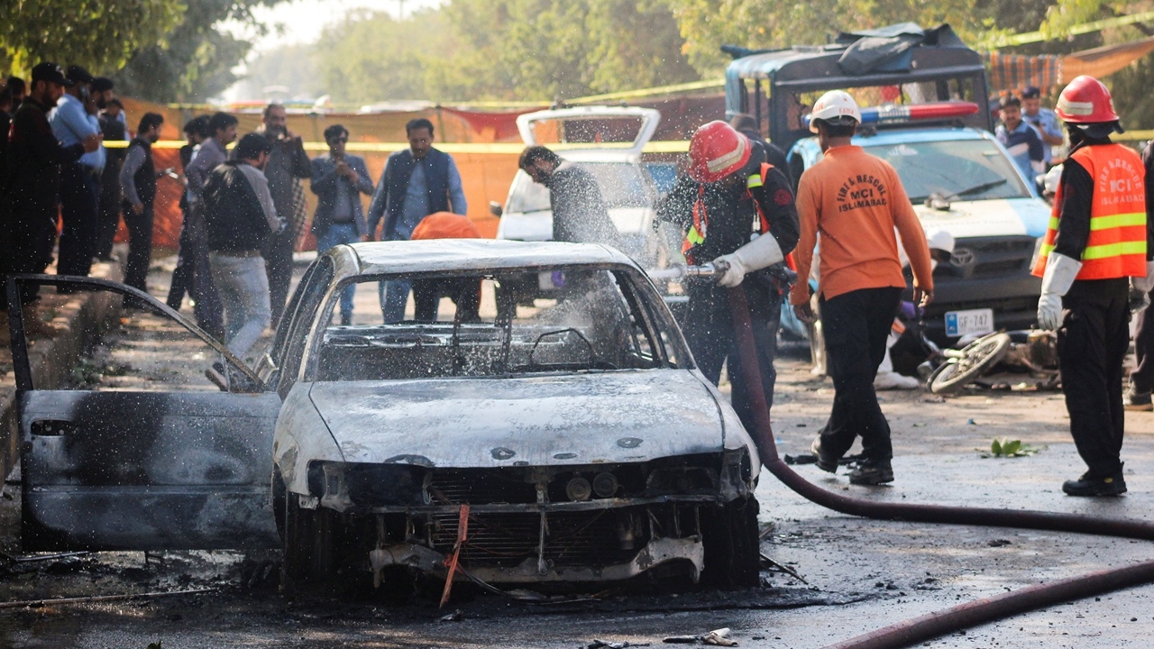 ระเบิดพลีชีพกลางเมืองหลวงปากีสถาน ดับแล้ว 12 ศพ เจ็บหลายสิบคน