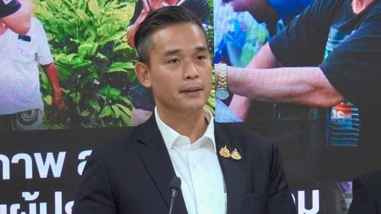 โฆษกเพื่อไทย ชี้ รัฐบาลต่อสัญญา MotoGP หวังใช้ที่ดินเขากระโดงเป็นตัวประกันหรือไม่