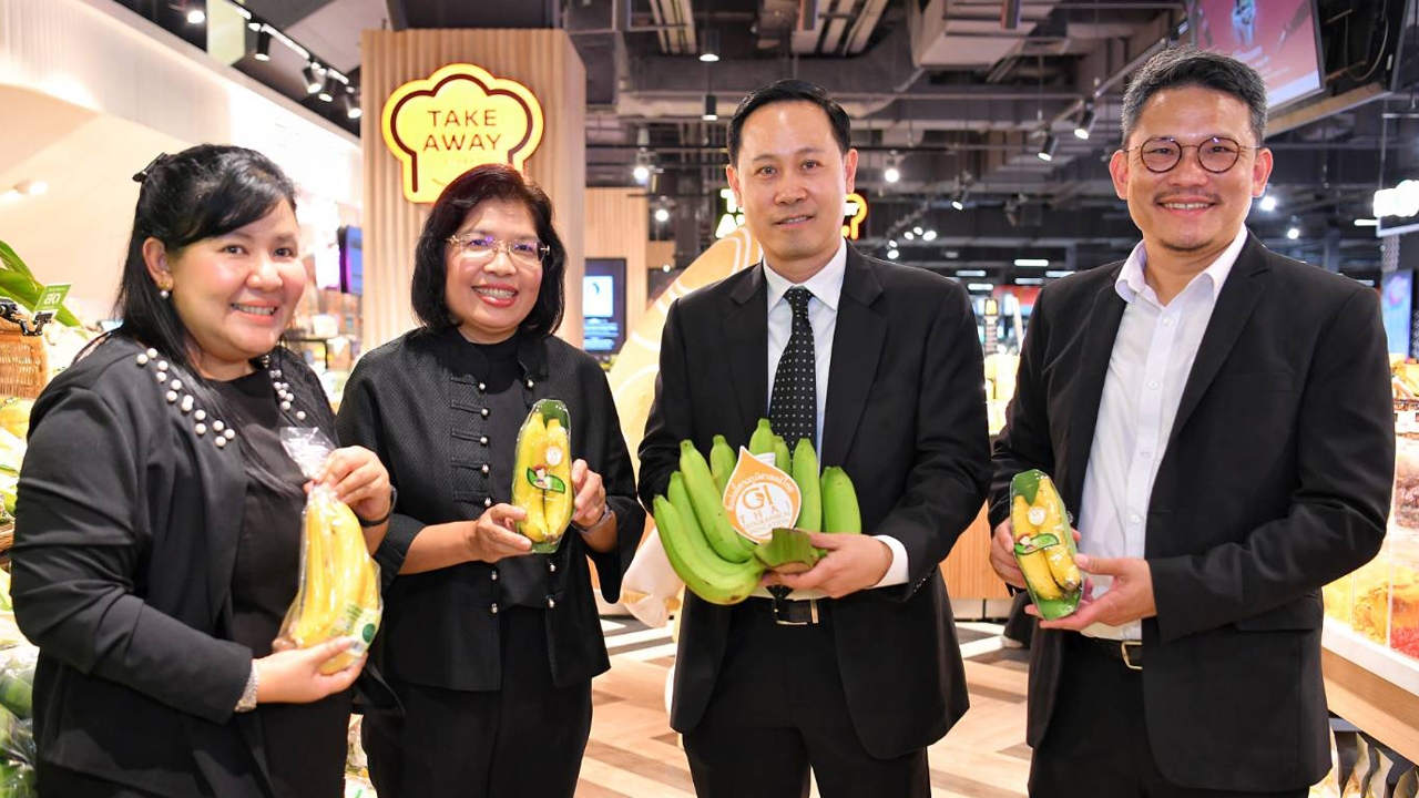 กรมทรัพย์สินฯ จับมือ ท็อปส์ เปิดตัวกระเช้า GI “สุขชุมชน” คัด 9 สินค้าพรีเมียม ขายรับปีใหม่