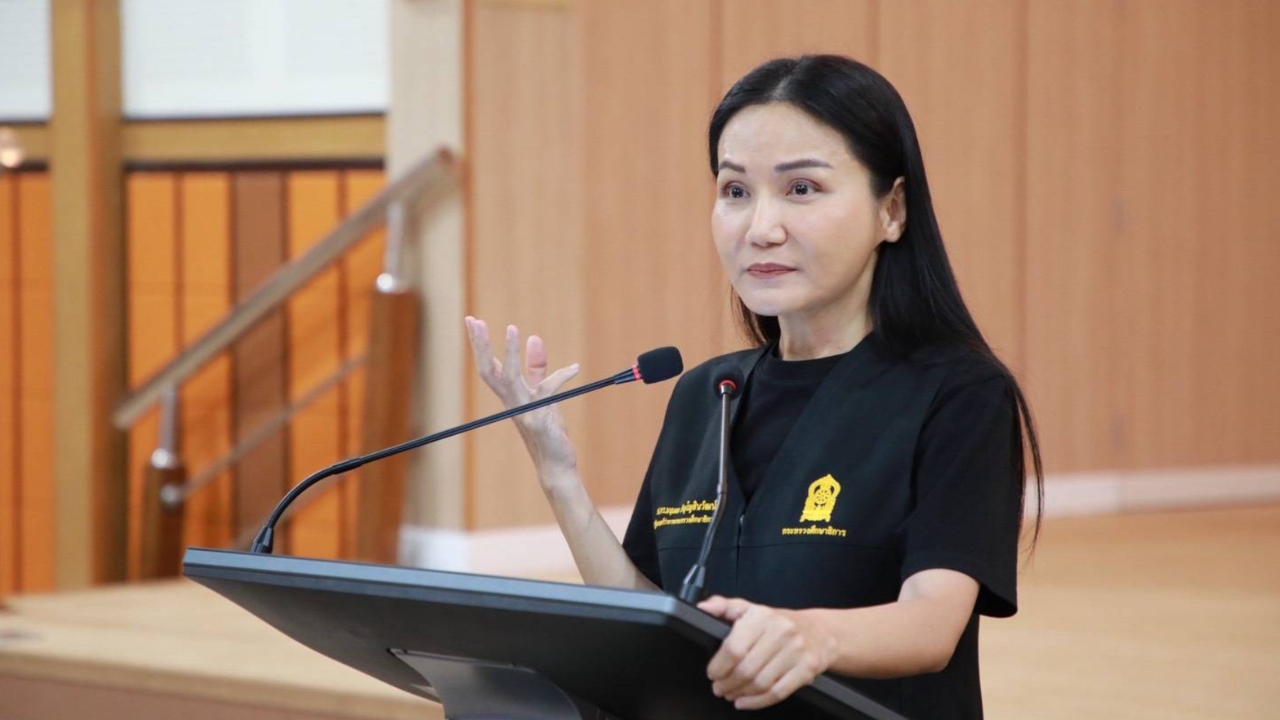 “นฤมล” ลงพื้นที่ตรัง สั่ง กพฐ. เร่งแก้ปัญหา ผลักดันการศึกษาพิเศษเข้าถึงทุกพื้นที่