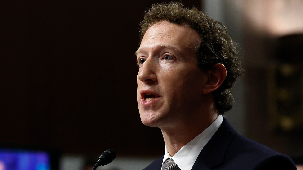 รายได้มืด “โฆษณาสแกมเมอร์” สะเทือน Meta หุ้นดิ่งต่อเนื่อง จุดเปราะบางธุรกิจ-ปัจจัยสะสมลบจาก Q3  