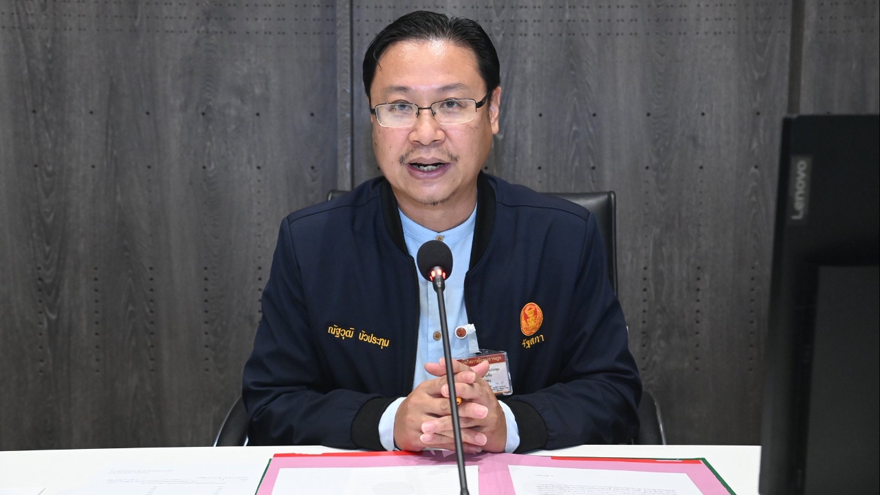 มติที่ประชุมกรรมาธิการแก้ไขรัฐธรรมนูญตัดทิ้ง “สสร.” ให้มี “กมธ.ยกร่างรธน. - กมธ.ฟังความเห็น”