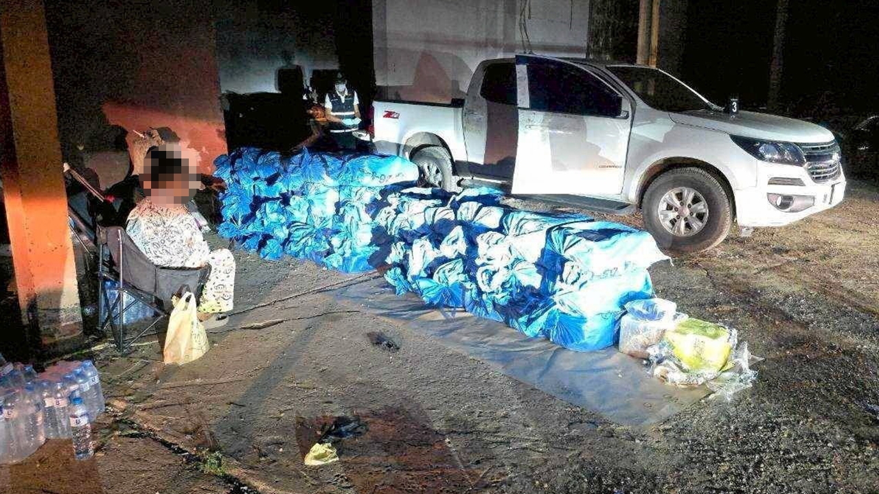 191 ตามตะครุบ 2 สาว ยึดยาบ้าบิ๊กลอต 10 ล้านเม็ด ซุกในโกดังอยุธยา