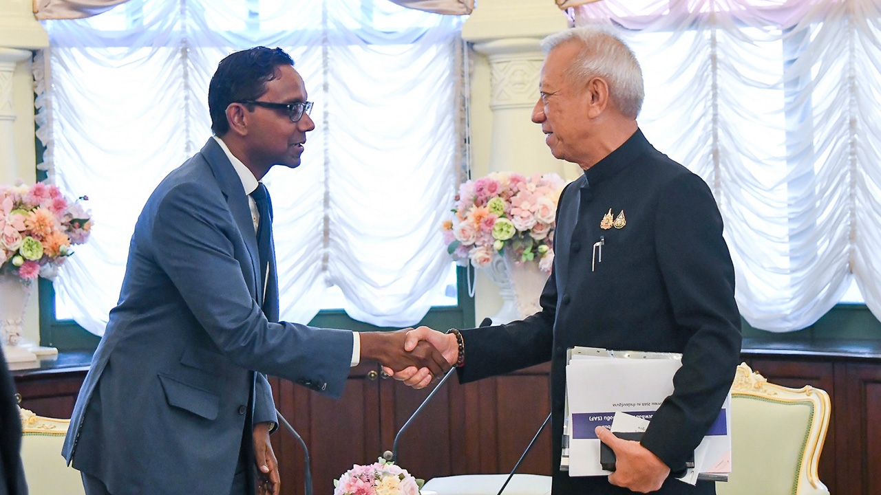 "พิพัฒน์" ชวน Airbus ลงทุน MRO สนามบินอู่ตะเภา หวังไทยเป็นฐานซัพพลายเชนอะไหล่เครื่องบิน