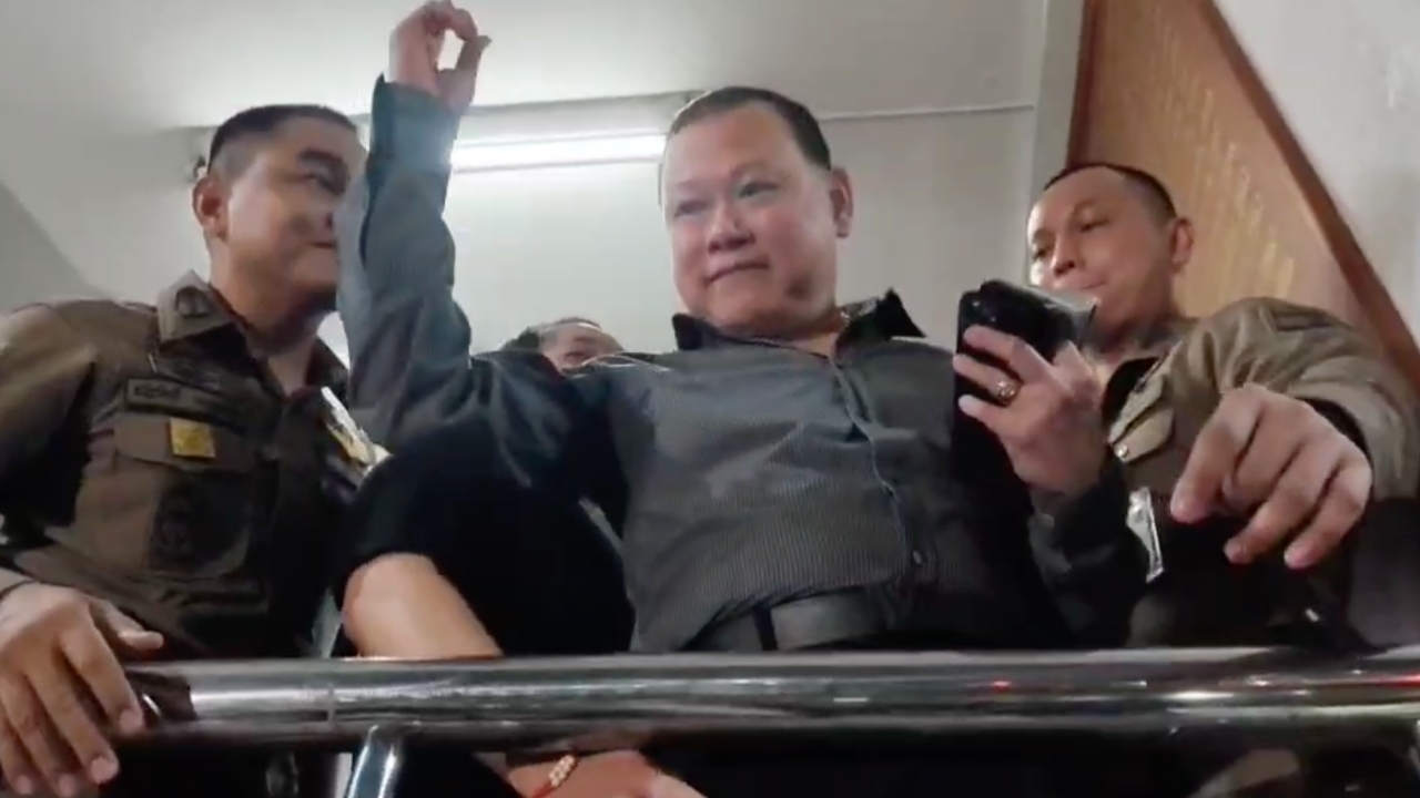 “สันธนะ” ไม่กังวล หากเข้าเรือนจำ ดีจะได้เข้าไปคุยกับพี่ใหญ่ ข้าวบังมัด-ไว้เยี่ยมตัวเอง