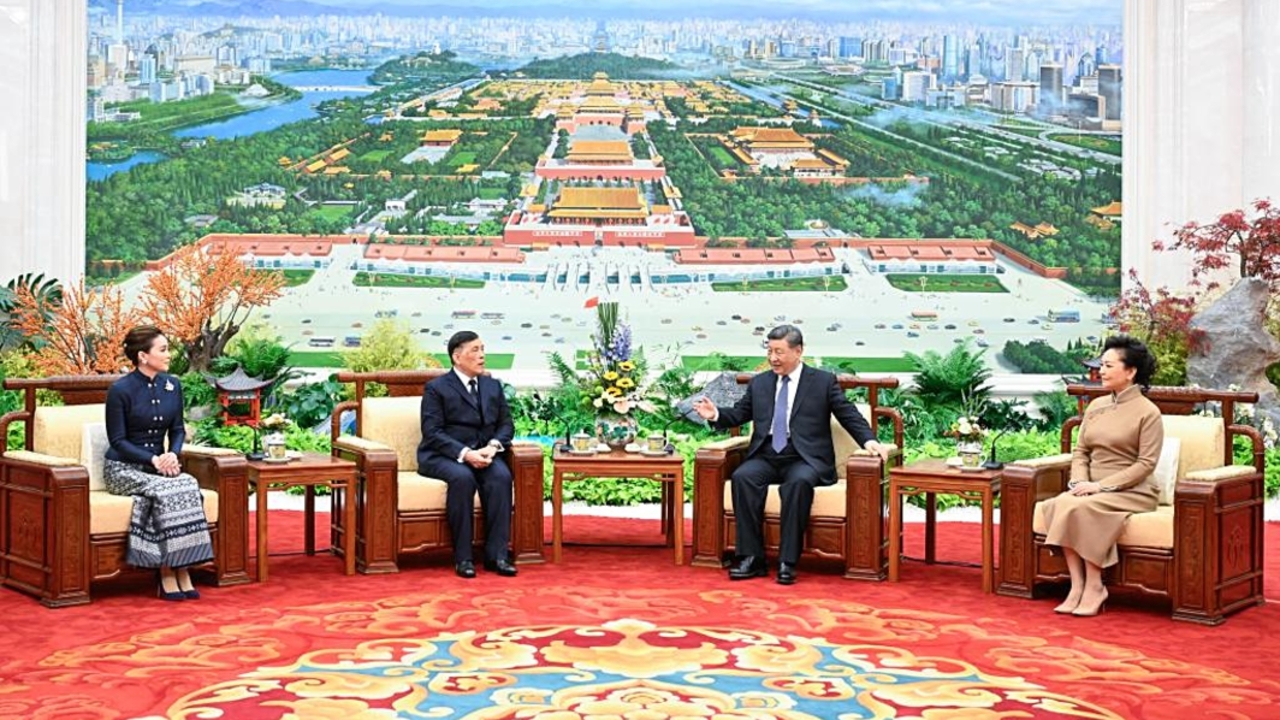 สีจิ้นผิงเข้าเฝ้าฯ ในหลวง-ราชินี หนุนสร้างประชาคมจีน-ไทยที่มีอนาคตร่วมกัน