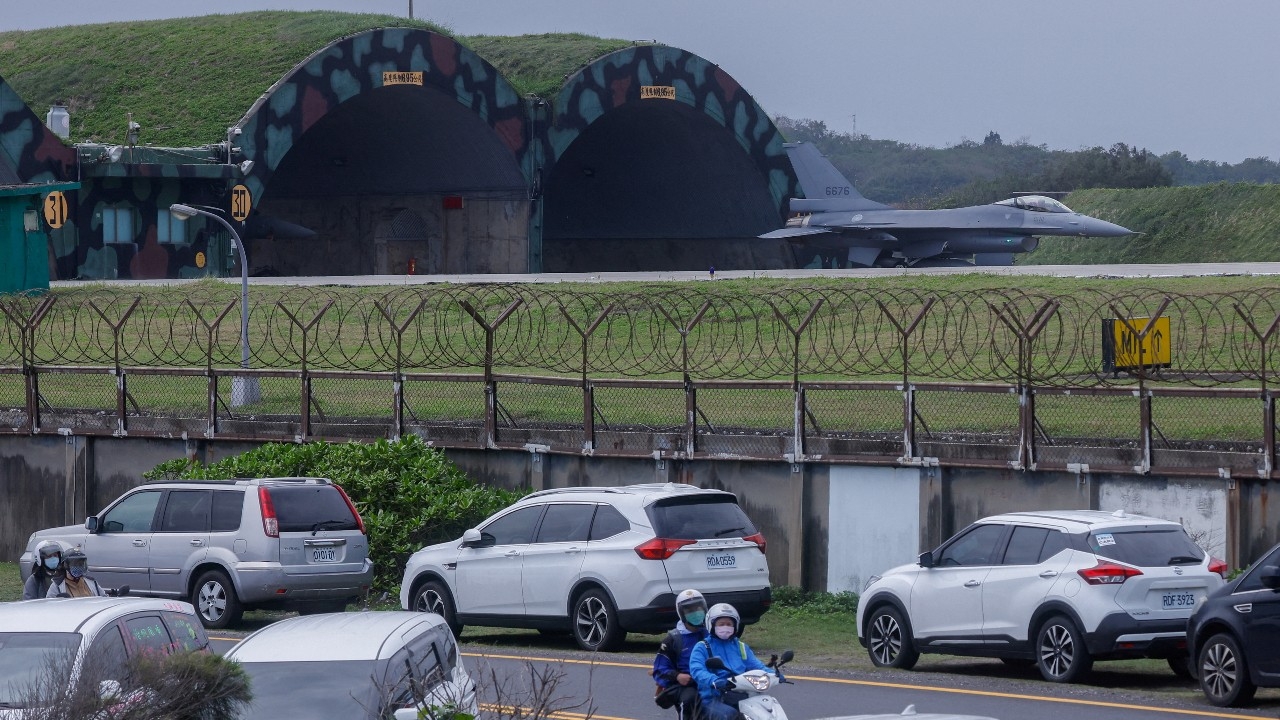 สหรัฐฯ ไฟเขียวขายยุทโธปกรณ์ทางทหารให้ไต้หวัน 330 ล้านดอลลาร์ ล็อตแรกในยุค "ทรัมป์"
