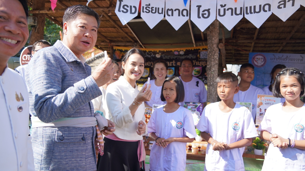 “ศศิธร” ไปหนองบัวลำภู ย้ำนโยบาย Quick Big Win หนุนท่องเที่ยวชุมชน