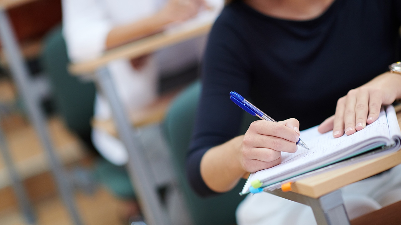 จีนเทาในระบบศึกษา แฝงหาประโยชน์อื้อ