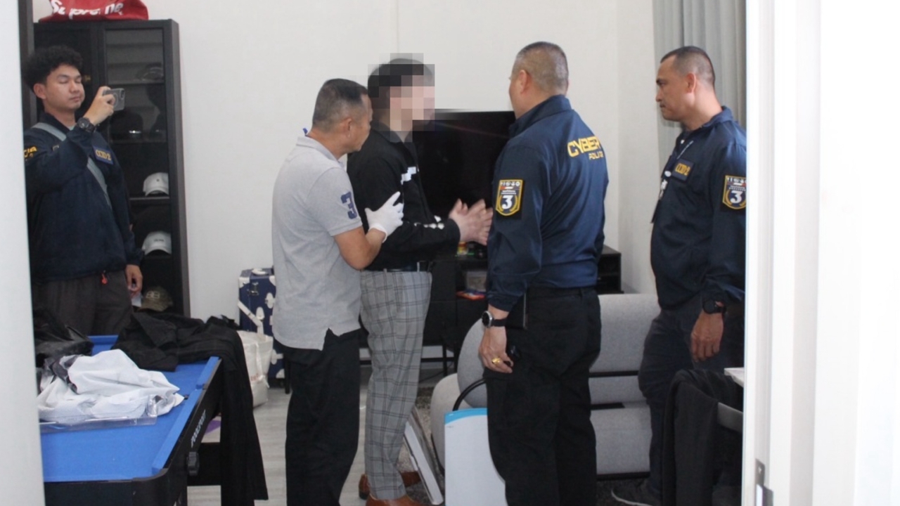 รวบลูกชาย เจ้าของยาดมสมุนไพรแบรนด์ดัง หลอกขายไอโฟน - บัตรคอนเสิร์ต ยังปฏิเสธ