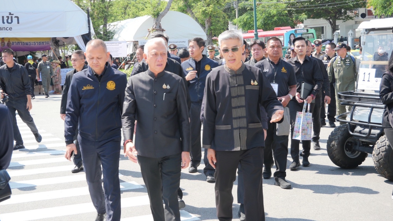 “พิพัฒน์” สั่งย้ำอำนวยความสะดวกจุดจอด จุดรับส่งประชาชนที่มาร่วมถวายความอาลัย