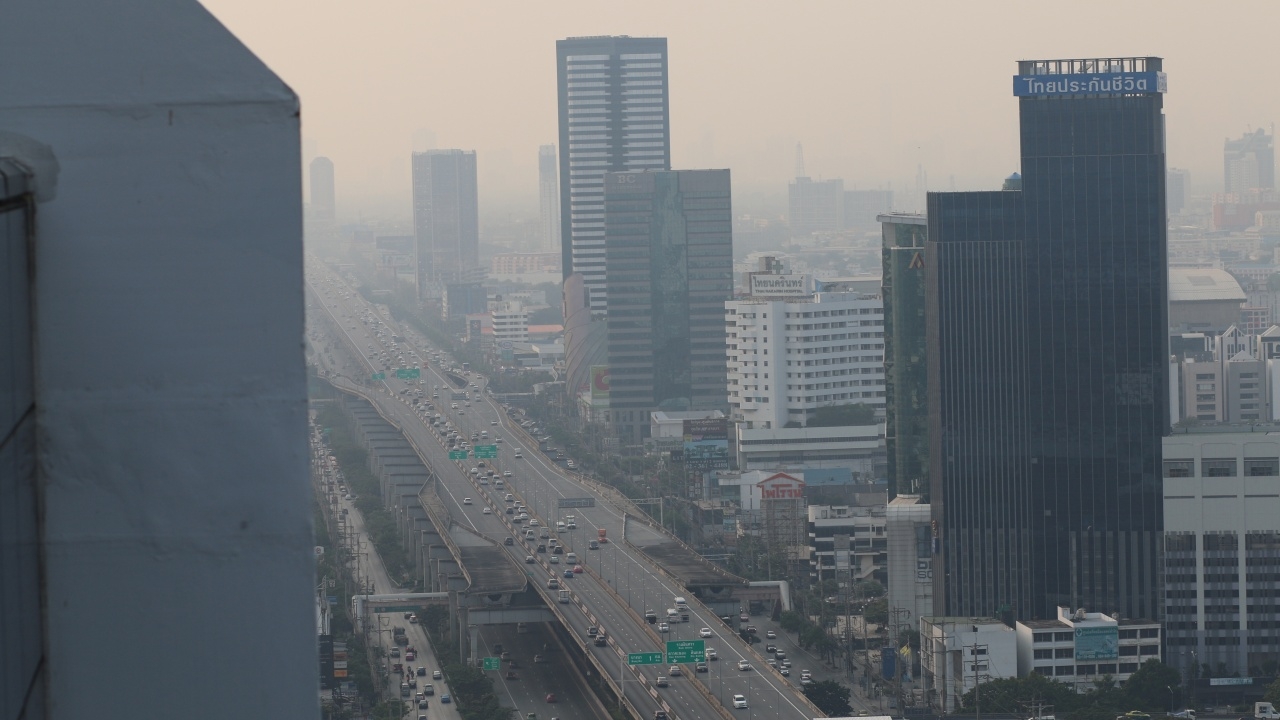 ประกาศฉบับ 3 เตือน 5 จังหวัดฝนฟ้าคะนอง ก่อนอุณหภูมิลดลง มีอากาศเย็นถึงหนาว