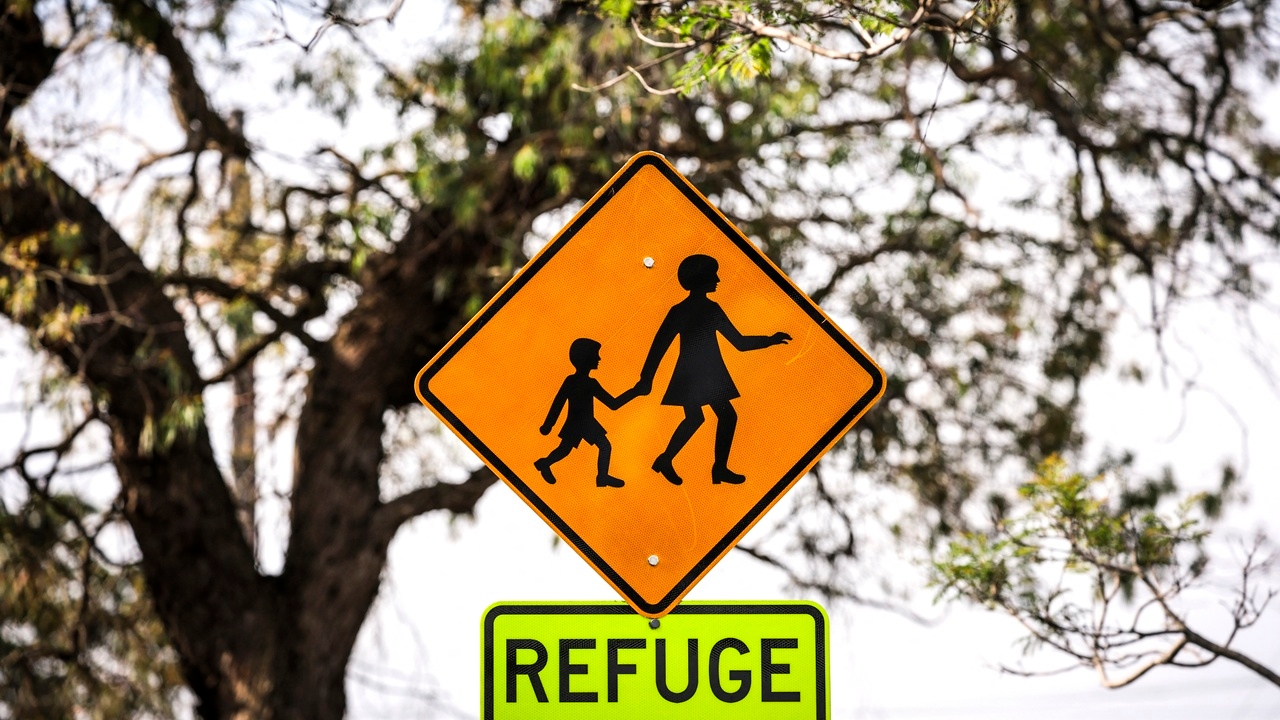 ออสเตรเลียจ่อปิดโรงเรียนเกือบ 70 แห่ง หวั่นแร่ใยหินในทรายเด็กเล่นก่ออันตราย