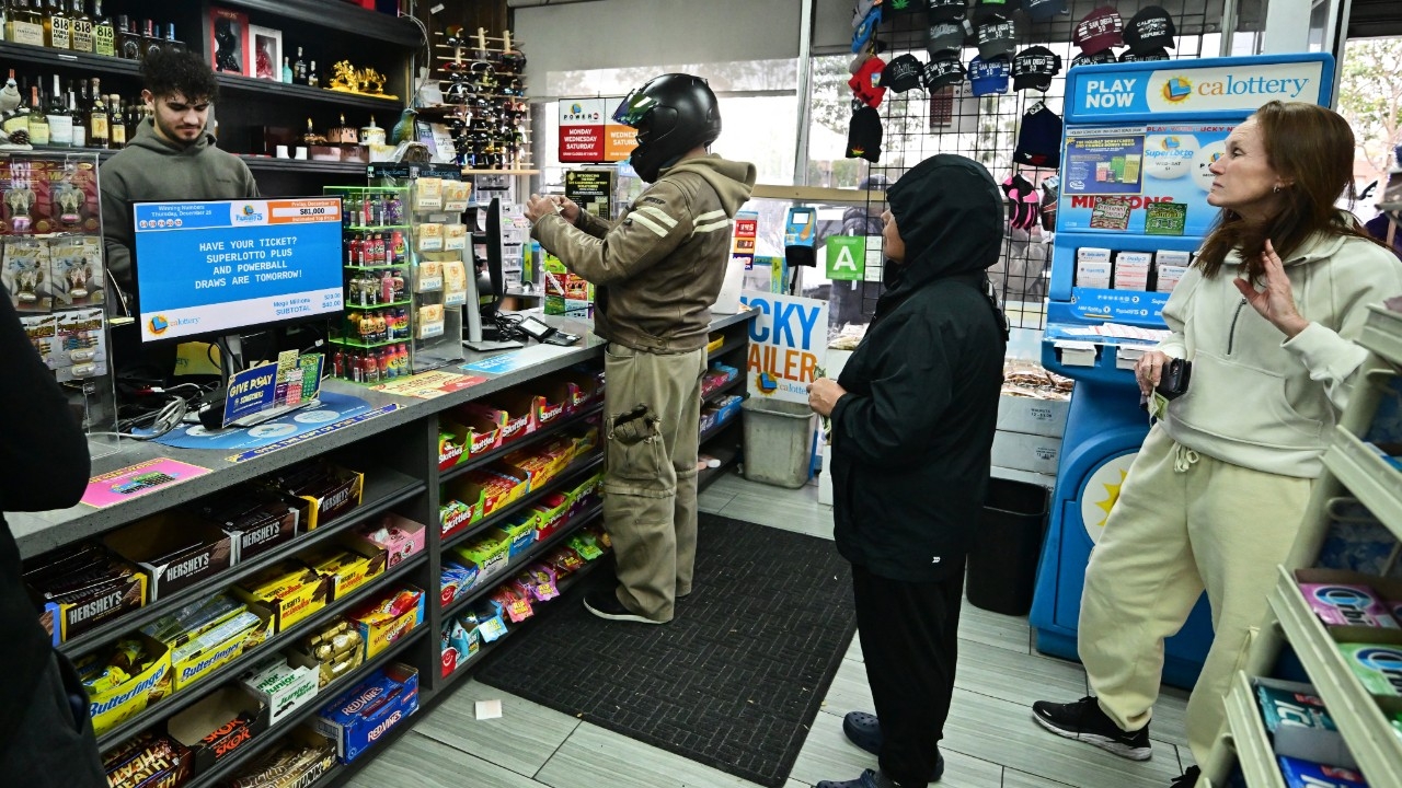 พบเศรษฐีใหม่ถูกรางวัล 980 ล้านดอลลาร์ แจ็กพอต "เมกะ มิลเลียนส์" ในรัฐจอร์เจีย ของสหรัฐฯ