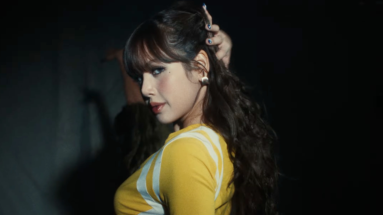 Lisa Shines in Watching the Goals MV Released by FIFA for the 2026 World Cup