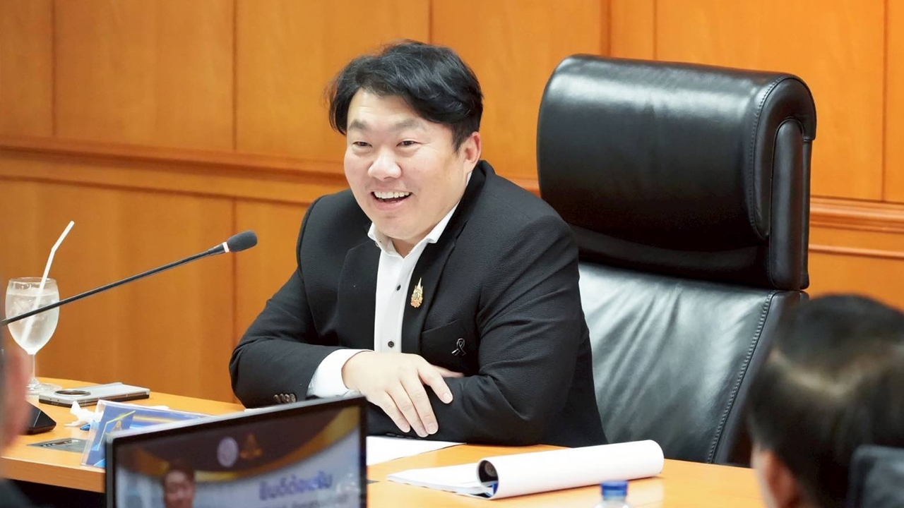 คมนาคมถกคลัง เล็งคลอดมาตรการเยียวยาขนส่ง 7 กลุ่ม ตรึงค่าโดยสารไม่ให้พุ่ง