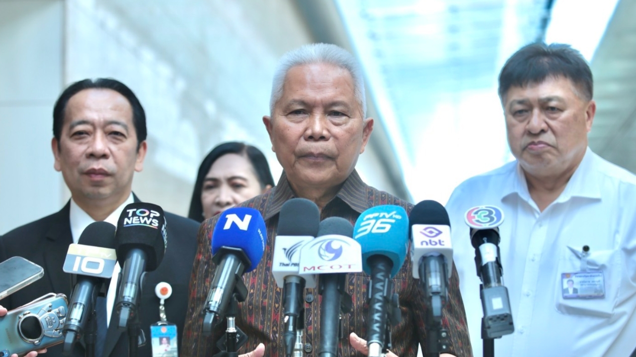 “โสภณ” เผย ถกแก้รัฐธรรมนูญ มิ.ย.-บรรจุญัตติเงินกู้ 4 แสนล้าน ต้องรอฟังศาล รธน.