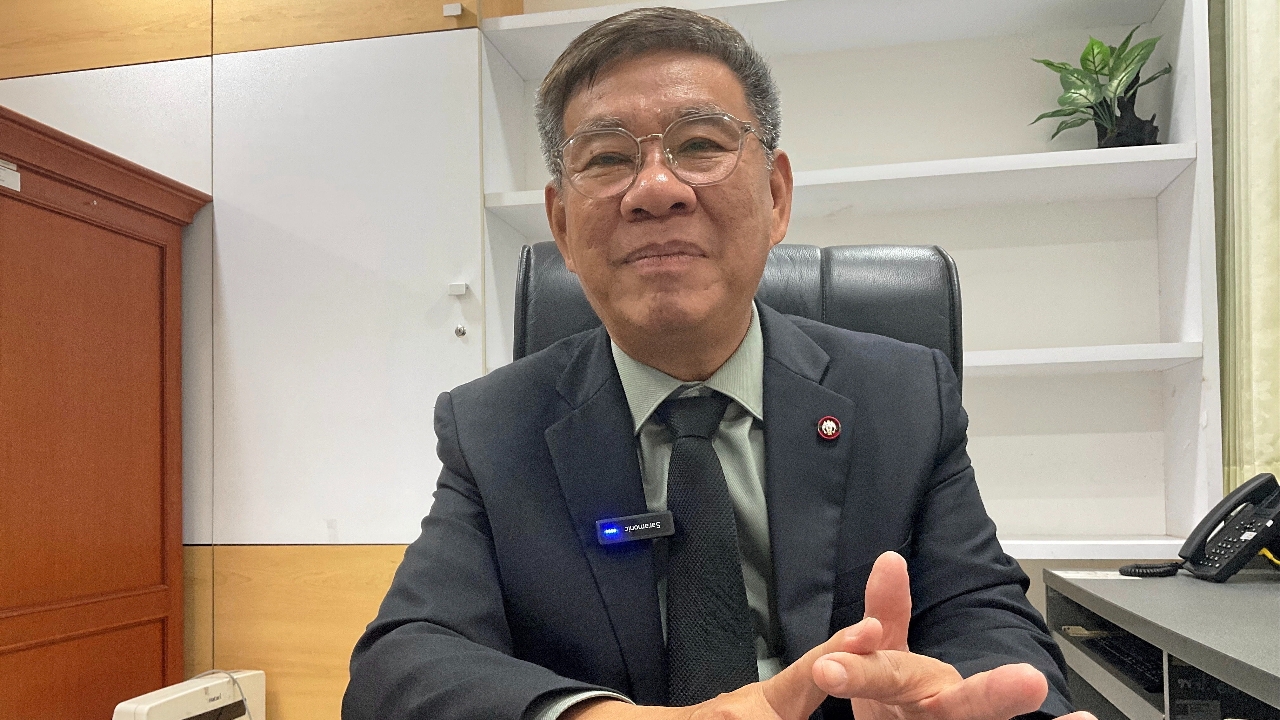 “สมชัย” ลบโพสต์ คำถามปมบาร์โค้ดบนบัตรเลือกตั้ง  หลังศาลรธน.เตือน