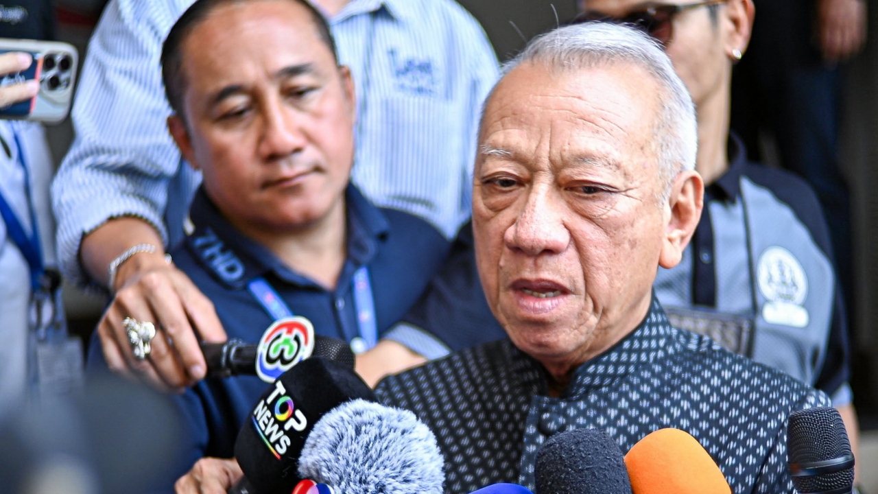 เลื่อน ครม.สัญจร สงขลา “พิพัฒน์” เผยมีโครงการเสนอจำนวนมาก ต้องพิจารณารอบคอบ